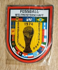 WM 1974 (original AUFKLEBER, WM-Pokal, NEUwertig, glänzend, 13 cm, TOP SELTEN