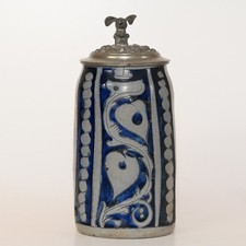 Antik geritzter Bierkrug Walzenkrug Zinndeckel Salzglasur 1883 beerstein antique