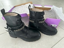 edgy Graceland Boots schwarz