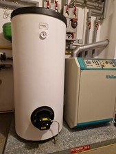 Warmwaaserspeicher mit Elektroheizpatrone