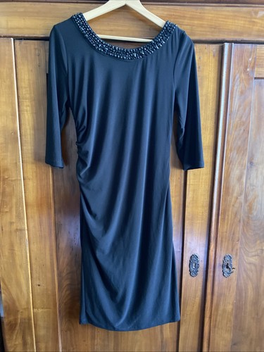 Feminines abendkleid schwarz - feminines,