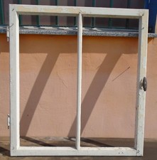 schönes altes Fenster Weiß