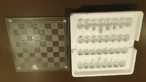 Schachspiel aus glas 20x20cm - glas,