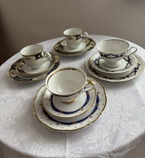 4 Sammeltassen Kobaltblau Gold