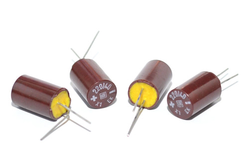 Bakelite kondensator roe - 4x,