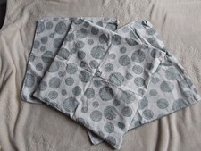 Top: 3 Ikea Zier Kissen