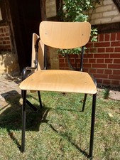 15 Konferenzstühle Seminarstühle aus Holz Mit Schreibplatte/Klapptisch Stapelbar