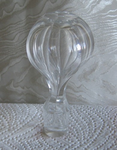 Antiker glas karaffen - antiker, stöpsel