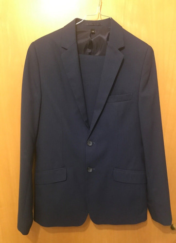 Blauer jungenanzug zur - blauer,
