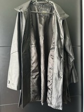 Stylischer Echtledermantel /