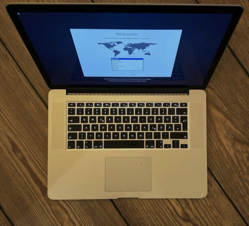 Apple macbook pro mitte - macbook,
