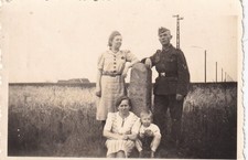 Foto - Soldat mit Familie an