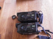 Zwei NV-R11E Slim Palmcorder R11 Panasonic VSK0317 Video Camera VHS Ungeprüft