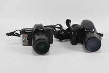 N90O12- 2x Vintage Olympus Digital Kamera 