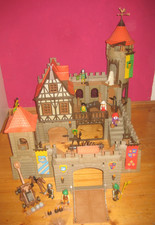große ältere Klicky Playmobil Ritterburg / bespielt und gebraucht /