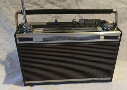 Universum tr2334 radio - ,