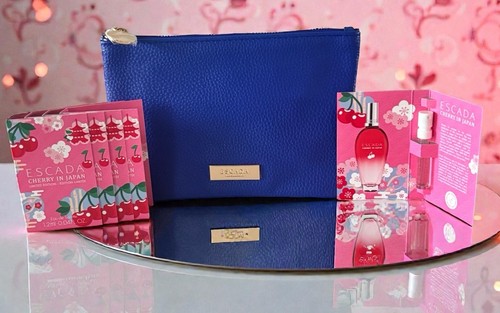Escada make pouch - escada,