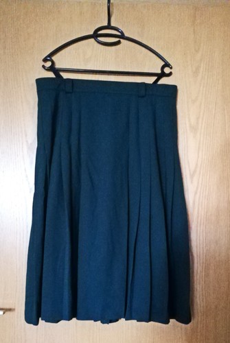 Eleganter damen faltenrock von - eleganter,
