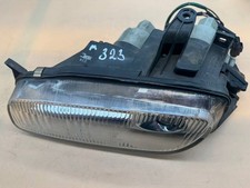 Mazda 323F Frontscheinwerfer