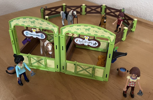 Playmobil pferdestall spirit - playmobil,