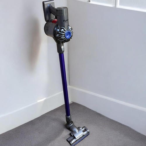 Dyson akku handstaubsauger - v6,
