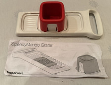 Tupperware _ Speedy Mando Grater _ Ausstellungsstück