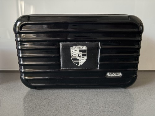 Rimowa porsche amnity - porsche,