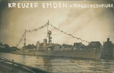 Ansichtskarte Kreuzer Emden in Flaggenschmuck (Nr.9393)