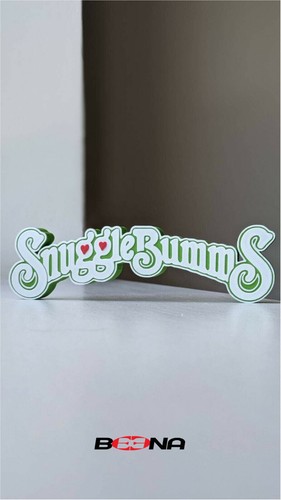 Snugglebumms logo display - snugglebumms,