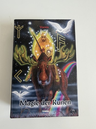 Buch mit tarot karten - tarot,
