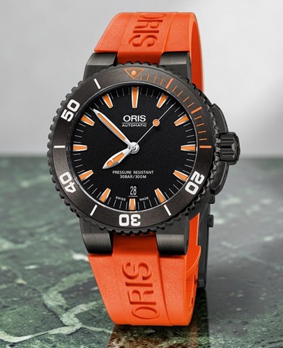 Oris aquis date 43mm 01733 - 43mm,