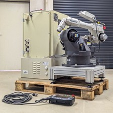 Panasonic YA-1UAR61 (TA-1400) 6-Achsen Schweißroboter + Controller + Teachbox