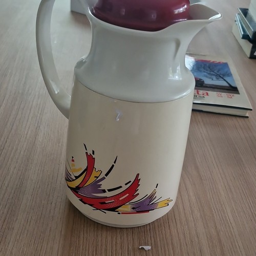 Vintage rotpunkt thermoskanne - vintage,