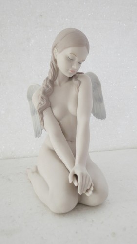 Lladro engel kniend - ,