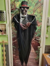 Große Halloween Figur zum