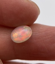 Welo Opal poliert 1,0 ct mit
