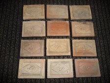 12 antike kleine Ofenkacheln unglasiert  