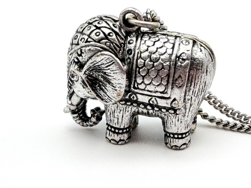 Accessoire silberfarben - accessoire,