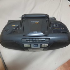 Grundig Radio + Kassette + CD.  K-RCD 120