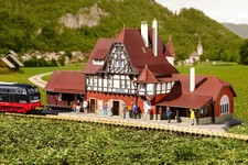 Piko 65000 Spur G - Bahnhof "