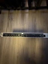 Behringer Composer Audio Interactive Dynamics Processor MDX 2000 mit defekt
