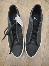 Sleek Adidas Sneakers Damen