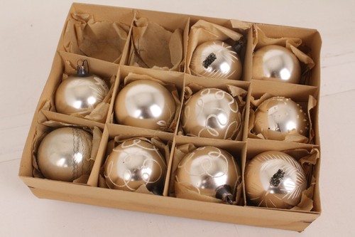 Christbaumkugeln silber matt - christbaumkugeln,