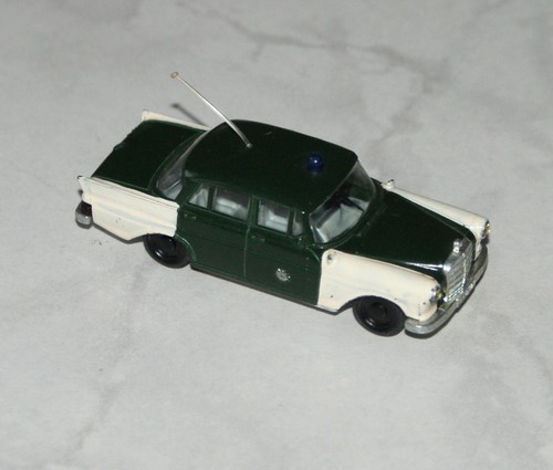 Siku 250 mercedes 190 - v,