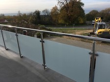 Edelstahlgeländer mit VSG