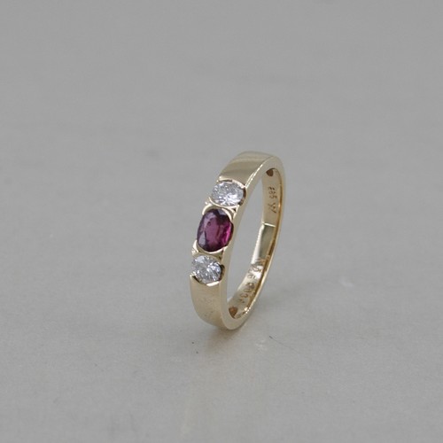 Ring 585 14k - gelbgold,, rubin