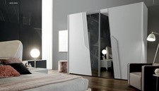 Kleiderschrank Möbel