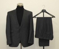 moderner Anzug von Roy Robson