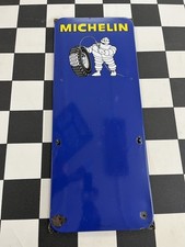 Michelin altes Emailschild von 1967 für Reifendrucktabelle