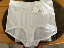 Nancy Panty Triumph Miederhose